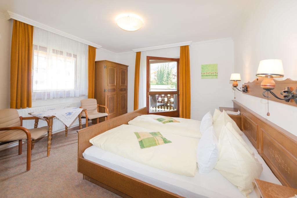 Gastehaus Soldanella Ξενοδοχείο Ramsau am Dachstein Δωμάτιο φωτογραφία