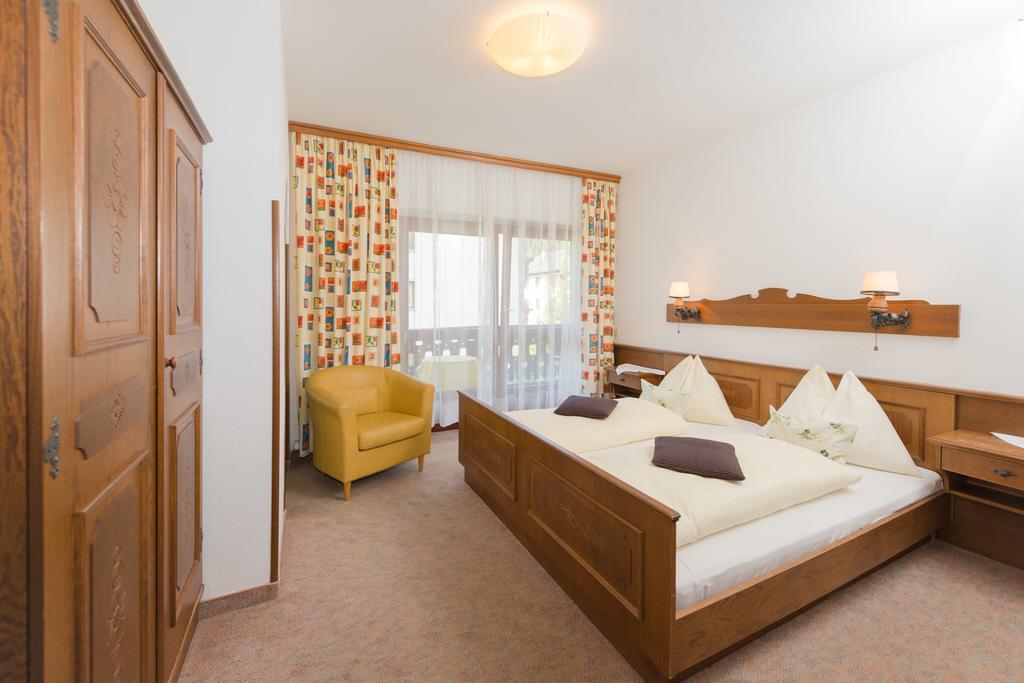 Gastehaus Soldanella Ξενοδοχείο Ramsau am Dachstein Δωμάτιο φωτογραφία